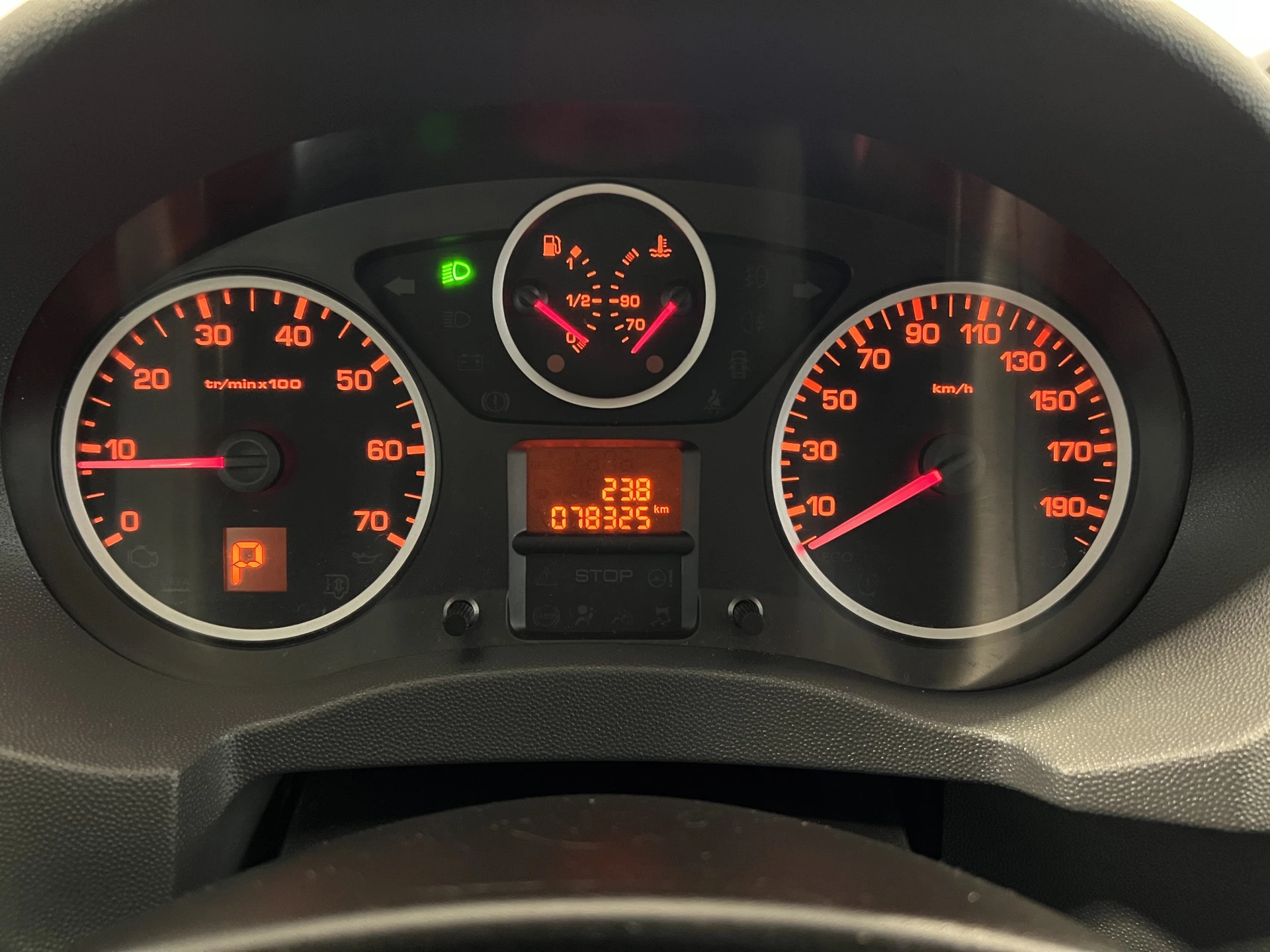 Hoofdafbeelding Peugeot Expert