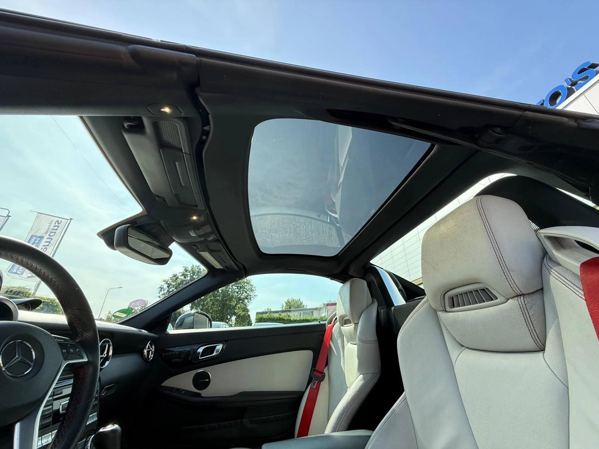 Hoofdafbeelding Mercedes-Benz SLK