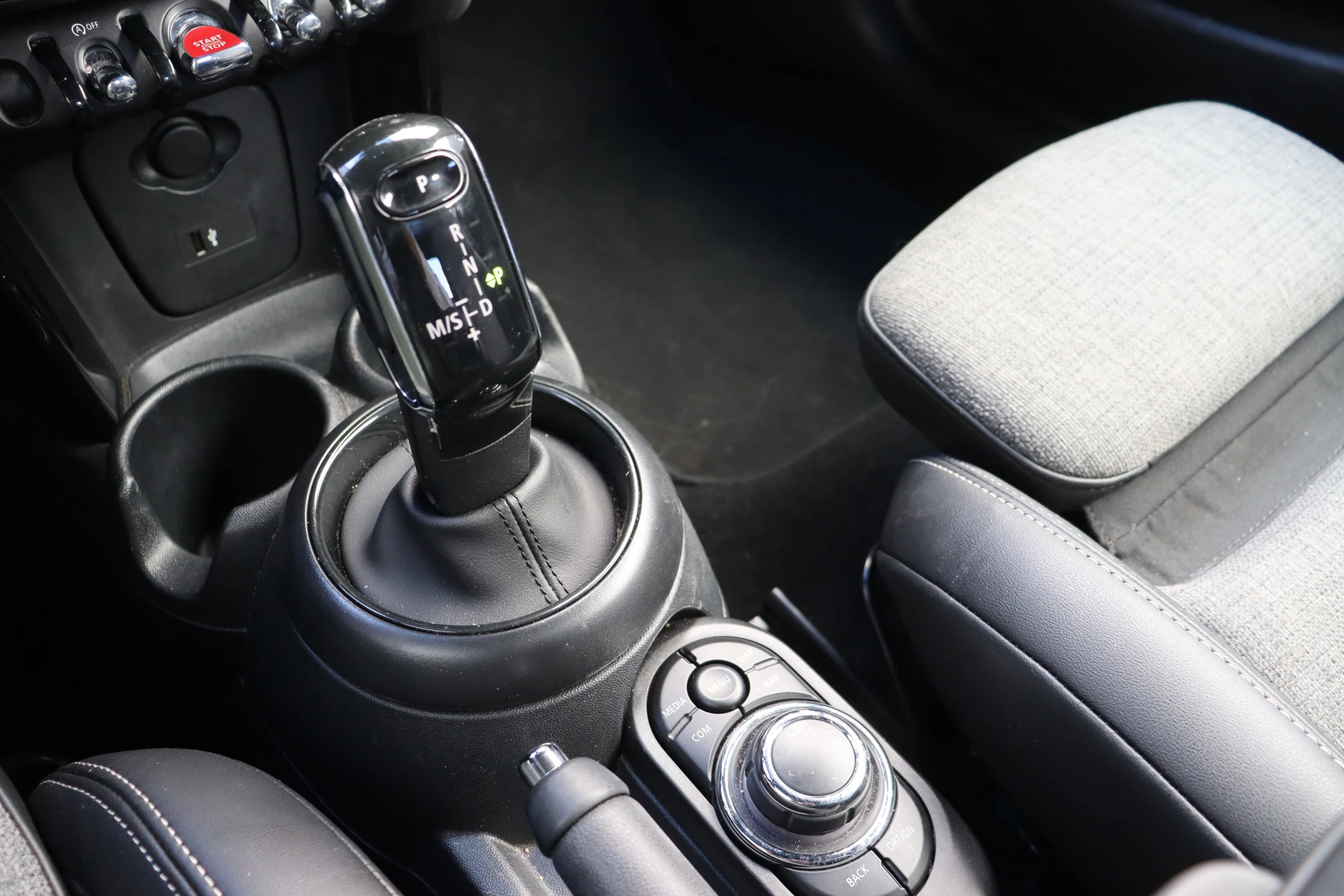 Hoofdafbeelding MINI Cooper Cabrio