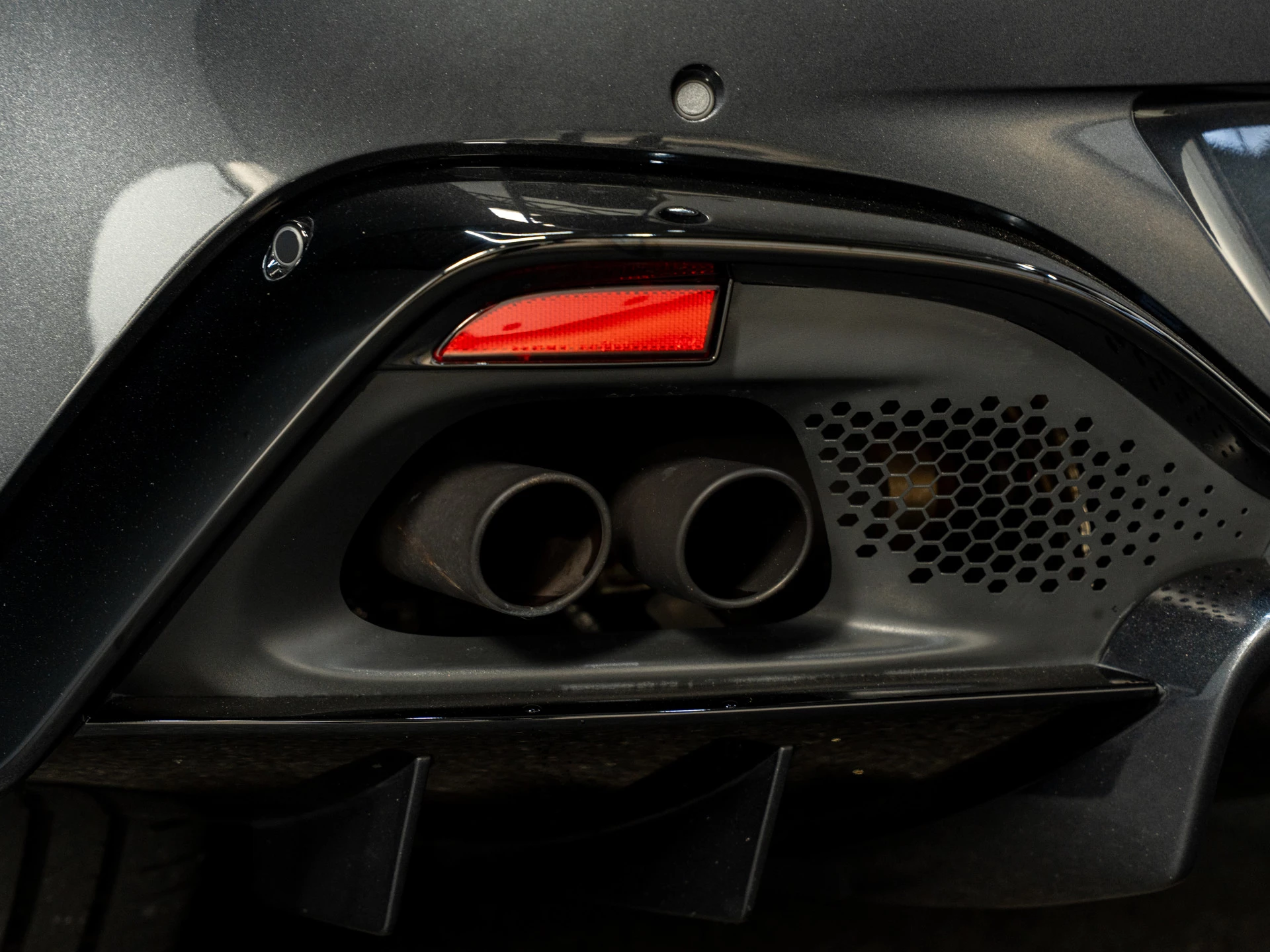 Hoofdafbeelding Aston Martin V8 Vantage