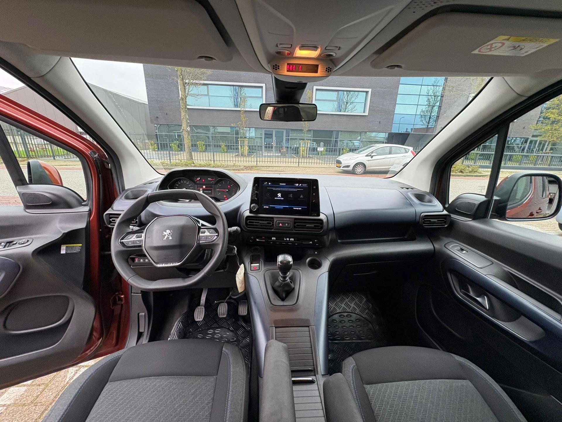 Hoofdafbeelding Peugeot Rifter