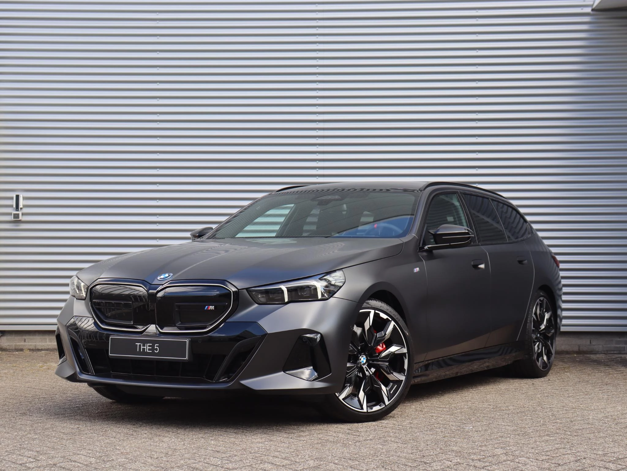 Hoofdafbeelding BMW i5