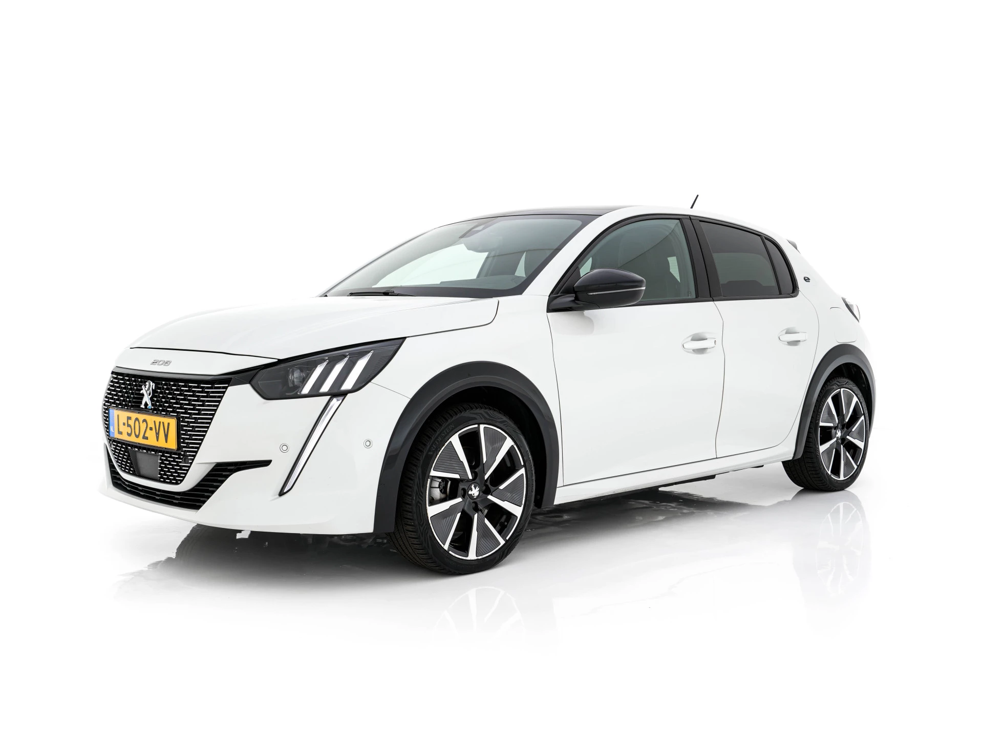 Hoofdafbeelding Peugeot e-208