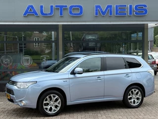 Hoofdafbeelding Mitsubishi Outlander Mitsubishi Outlander 2.0 PHEV Instyle Schuifdak Leder Navi Camera Clima Cruise