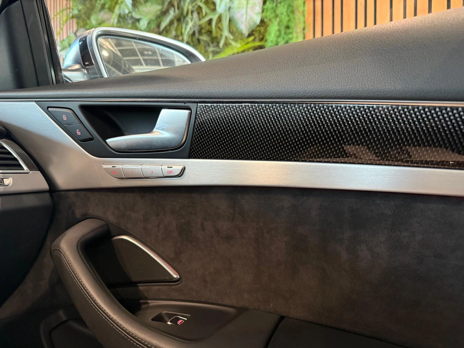 Hoofdafbeelding Audi A8