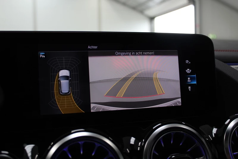 Hoofdafbeelding Mercedes-Benz EQA