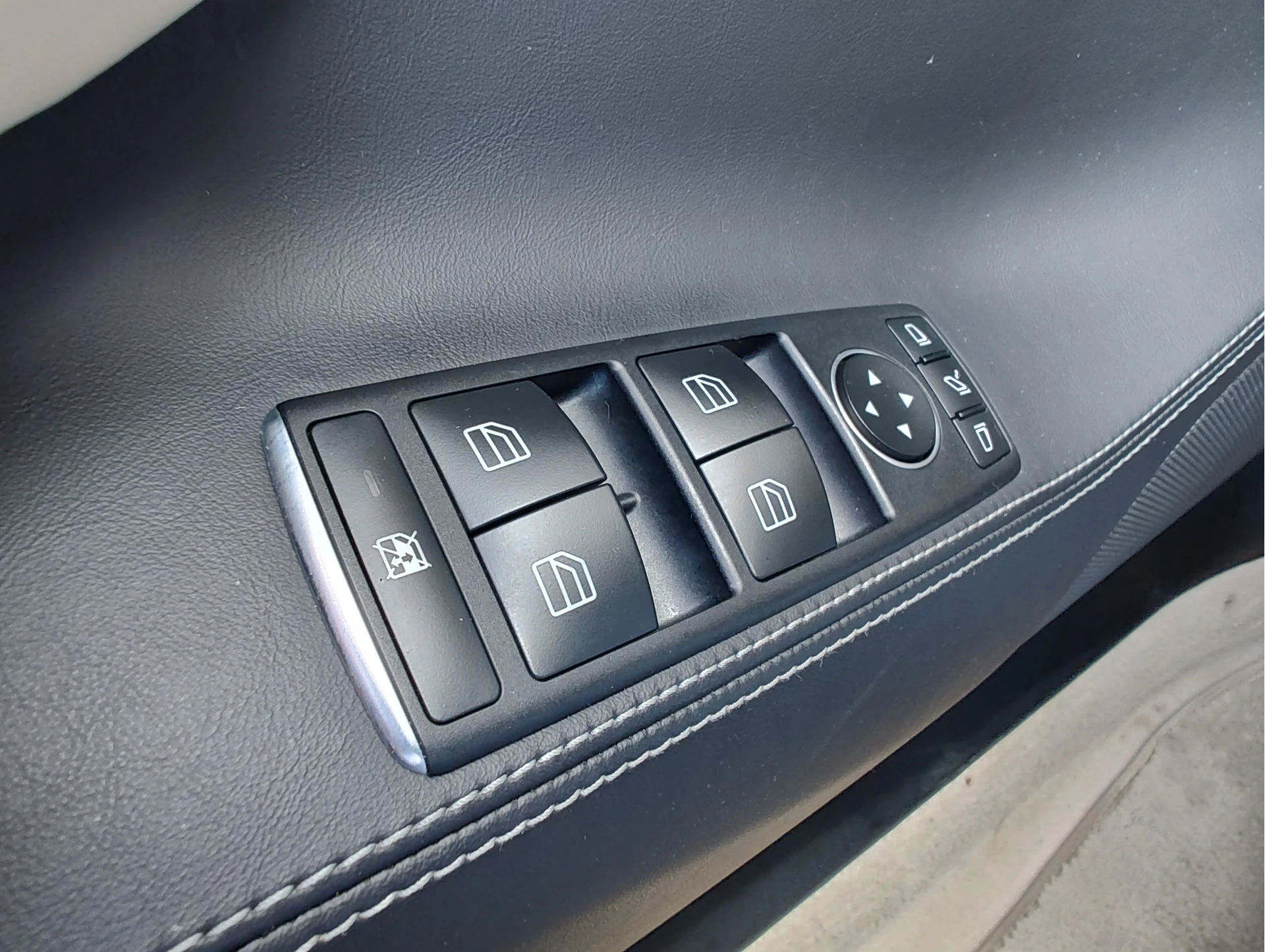 Hoofdafbeelding Tesla Model S