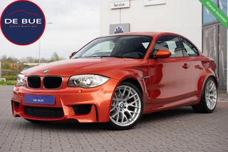 Hoofdafbeelding BMW 1 Serie BMW 1-serie Coupé 3.0i M|1M E82 M-Sport|1 Eigenaar|UNIEK|Valencia Orange|Xenon|Leder|Cruise|Dealer Onderhouden