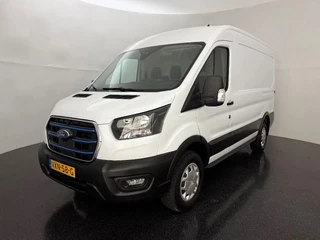 Hoofdafbeelding Ford E-Transit Ford E-Transit 350 68KWH L2H2 l 360 CAMERA l NAVI l CLIMATE CONTROL