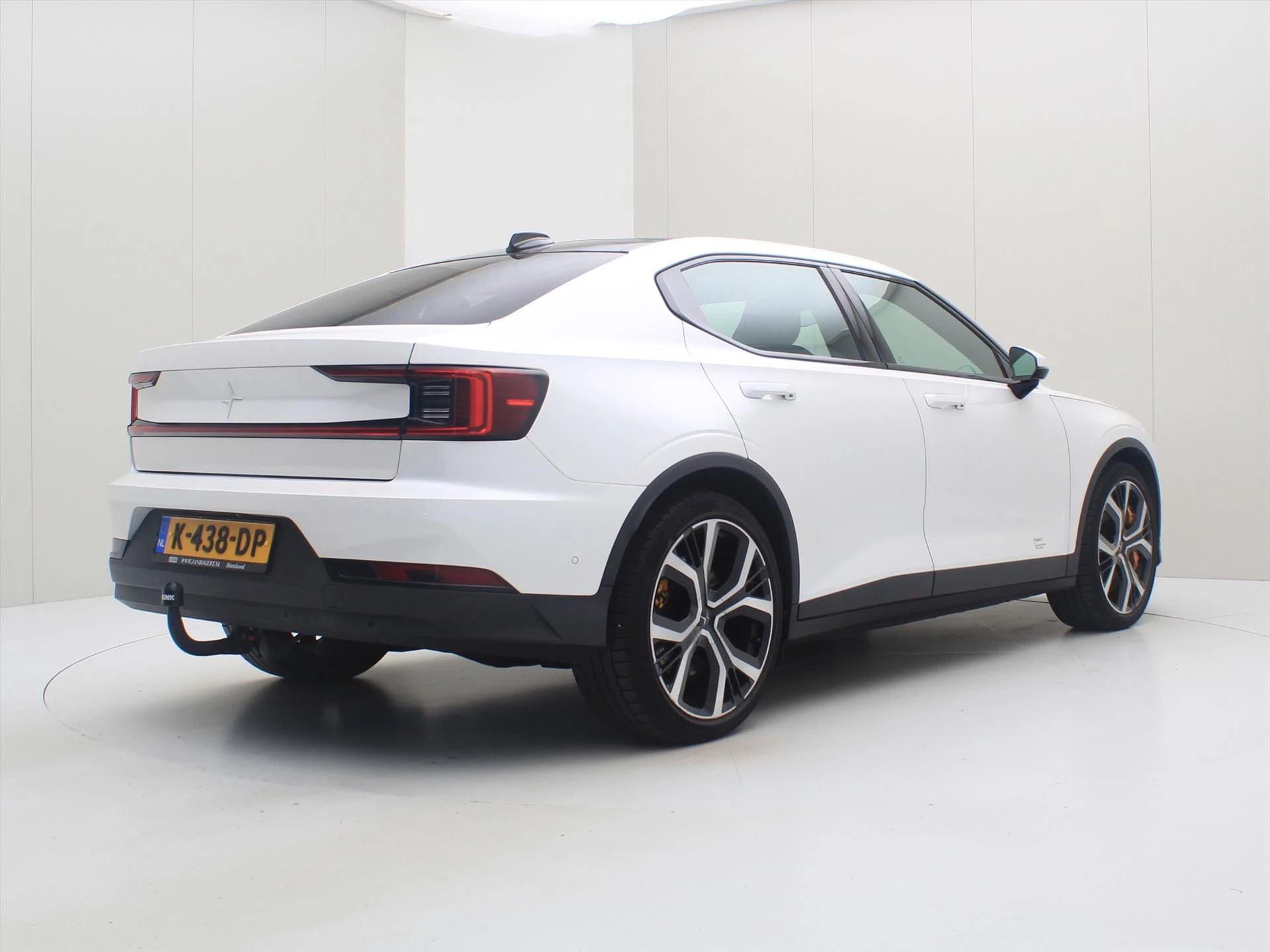 Hoofdafbeelding Polestar 2