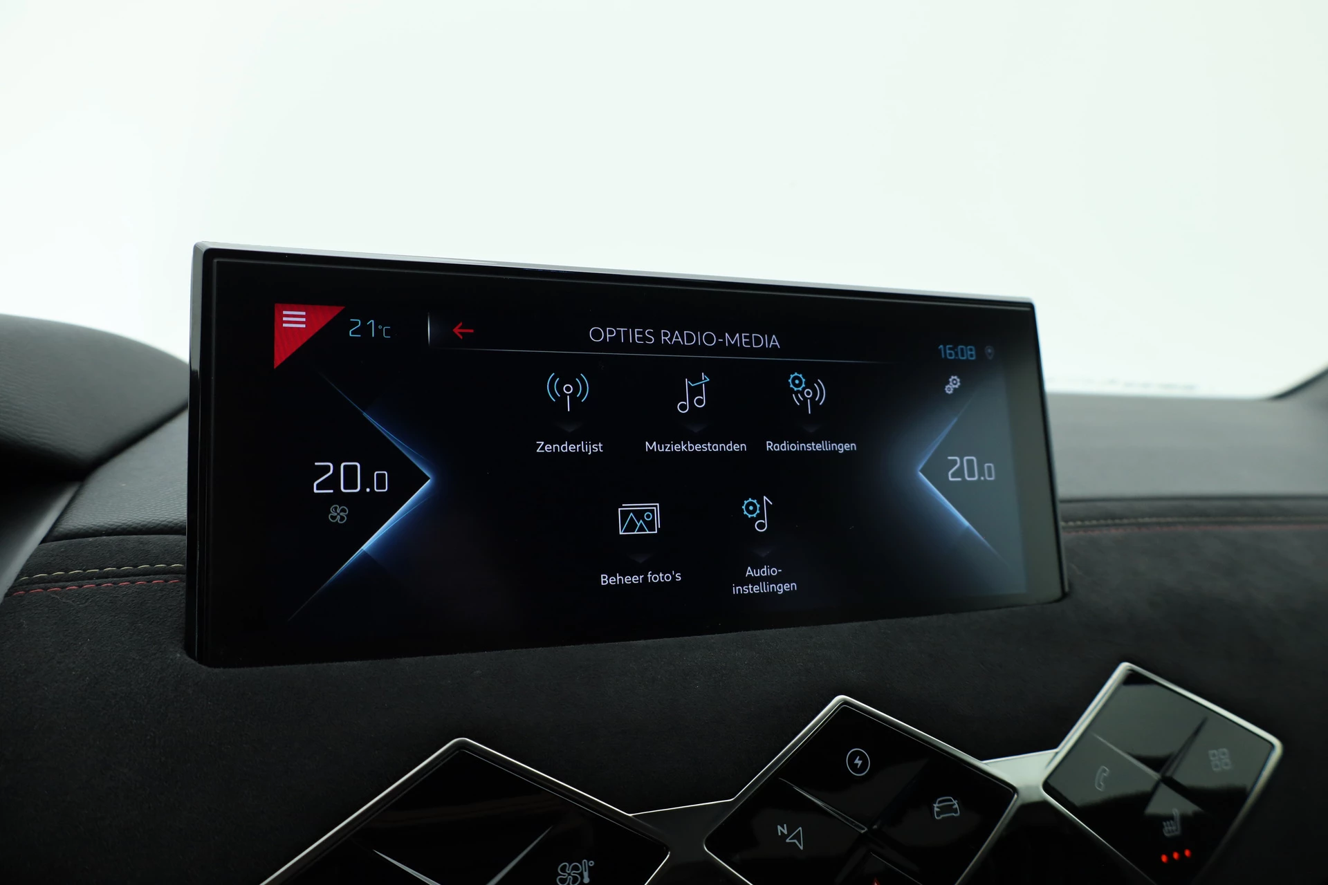 Hoofdafbeelding DS DS 3