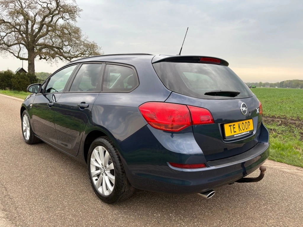 Hoofdafbeelding Opel Astra