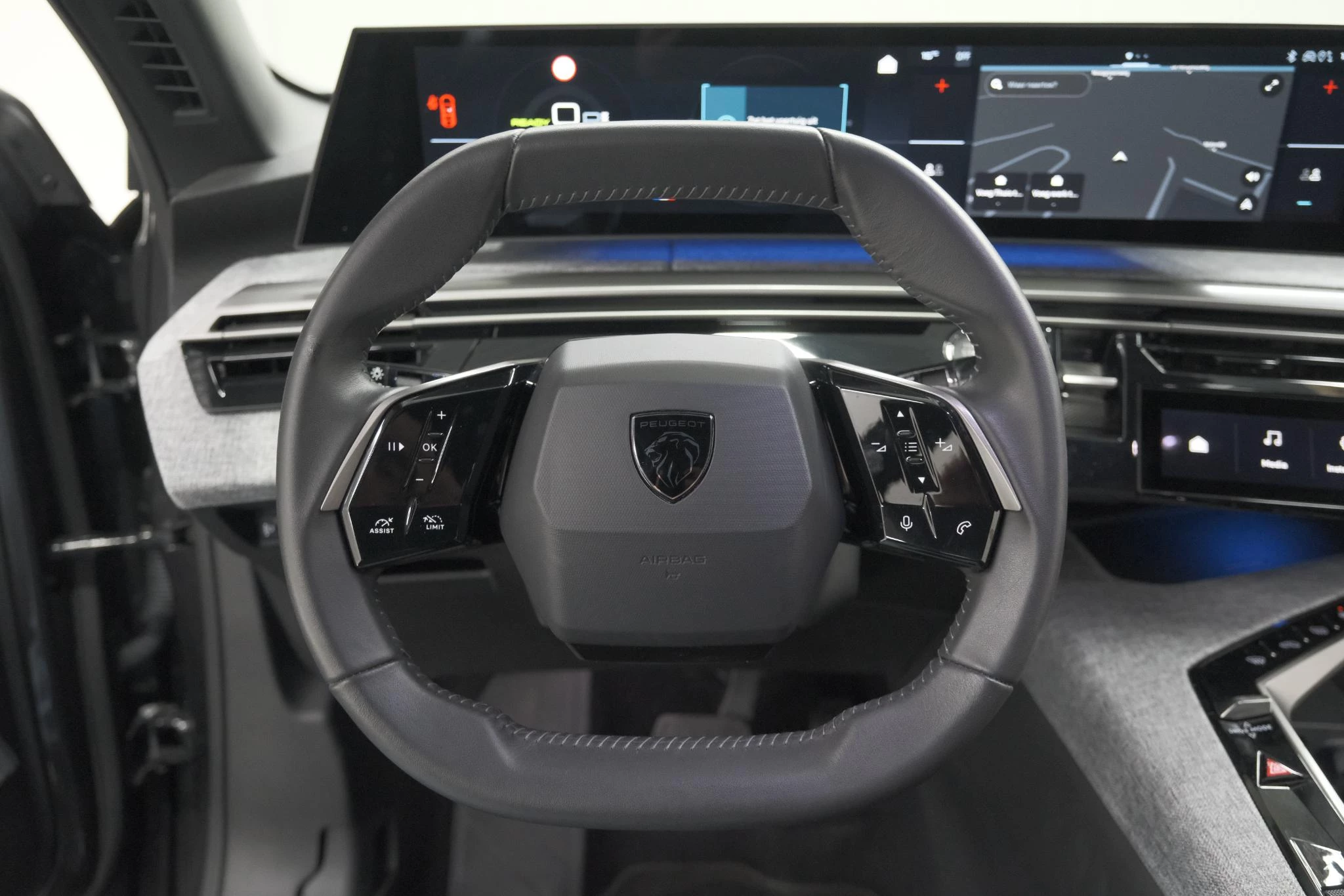 Hoofdafbeelding Peugeot e-3008