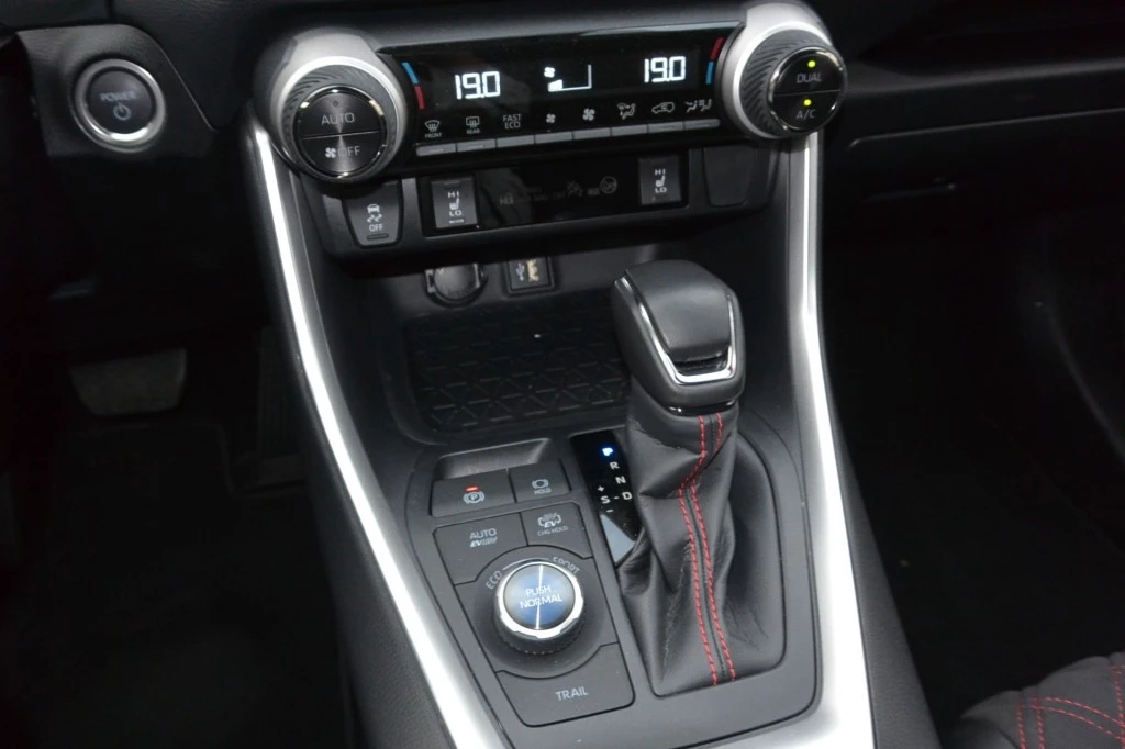 Hoofdafbeelding Suzuki Across