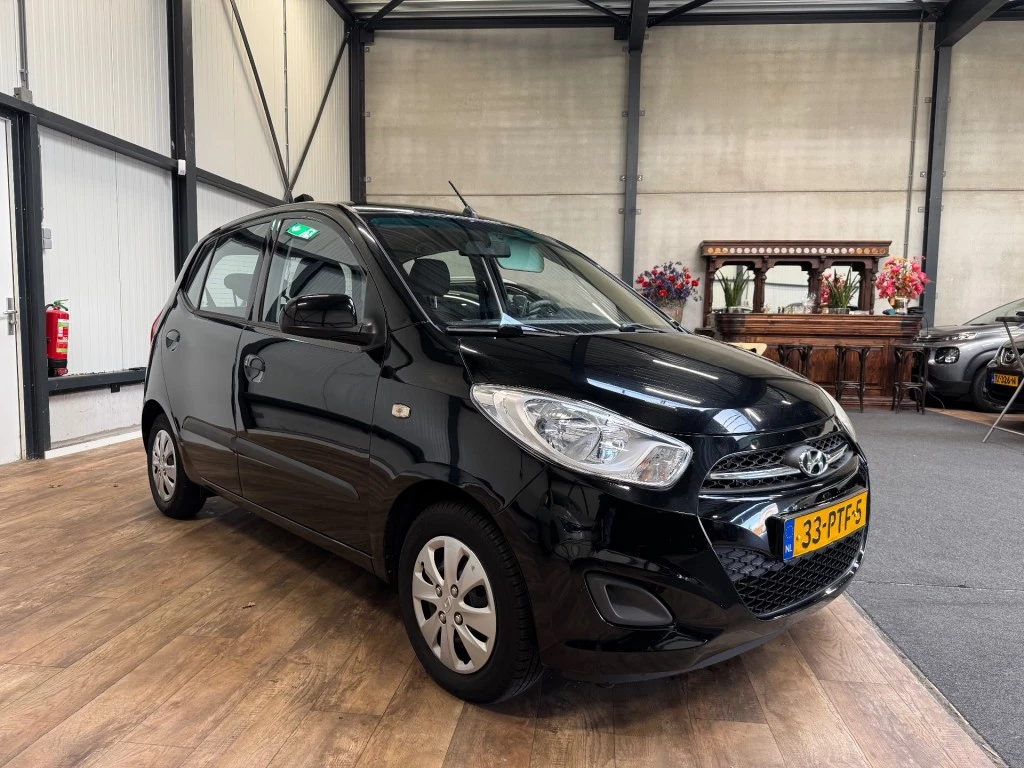 Hoofdafbeelding Hyundai i10