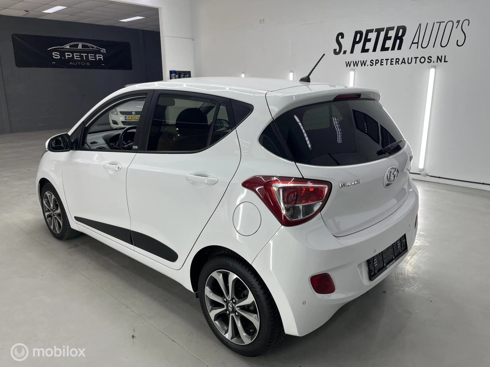 Hoofdafbeelding Hyundai i10