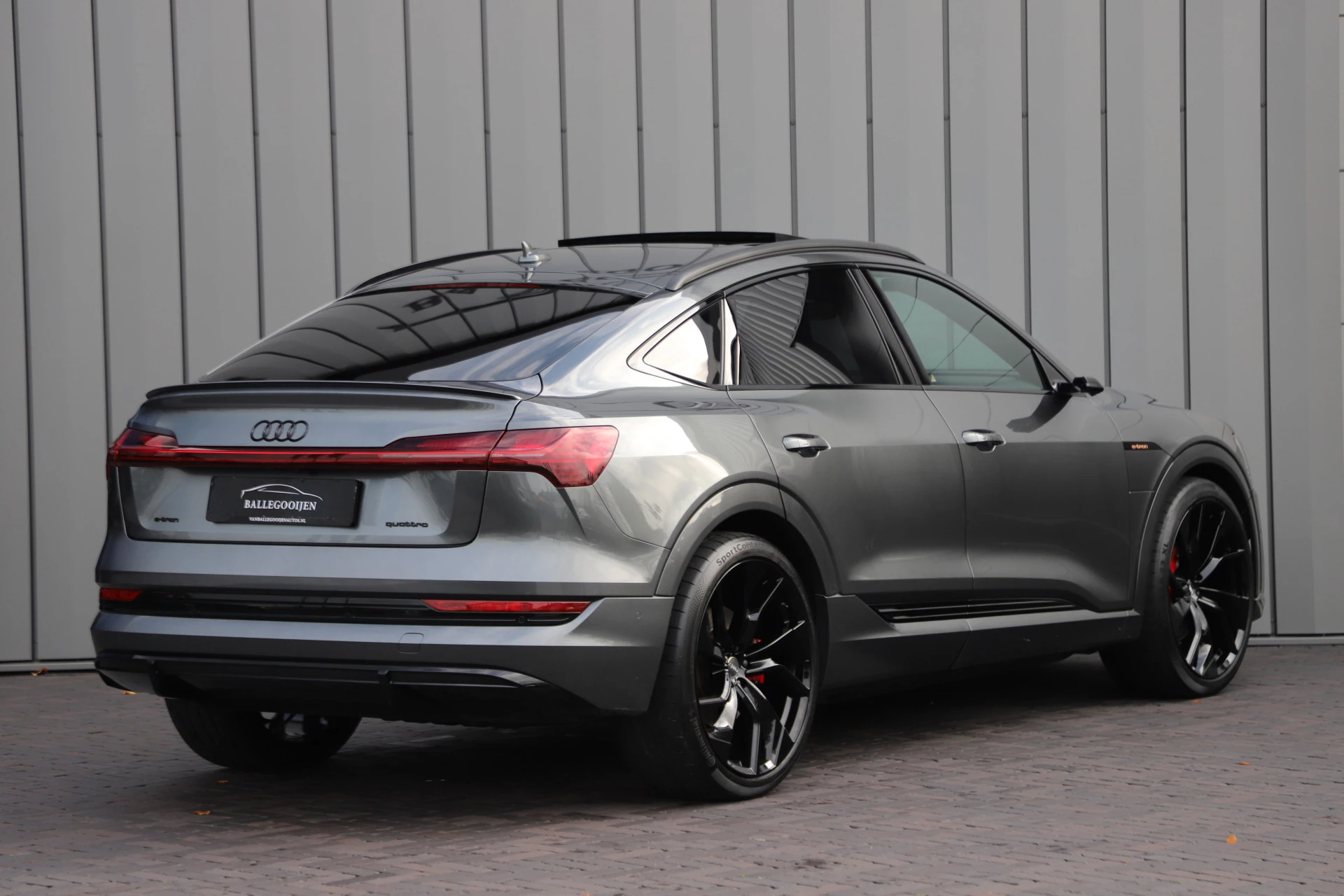 Hoofdafbeelding Audi e-tron