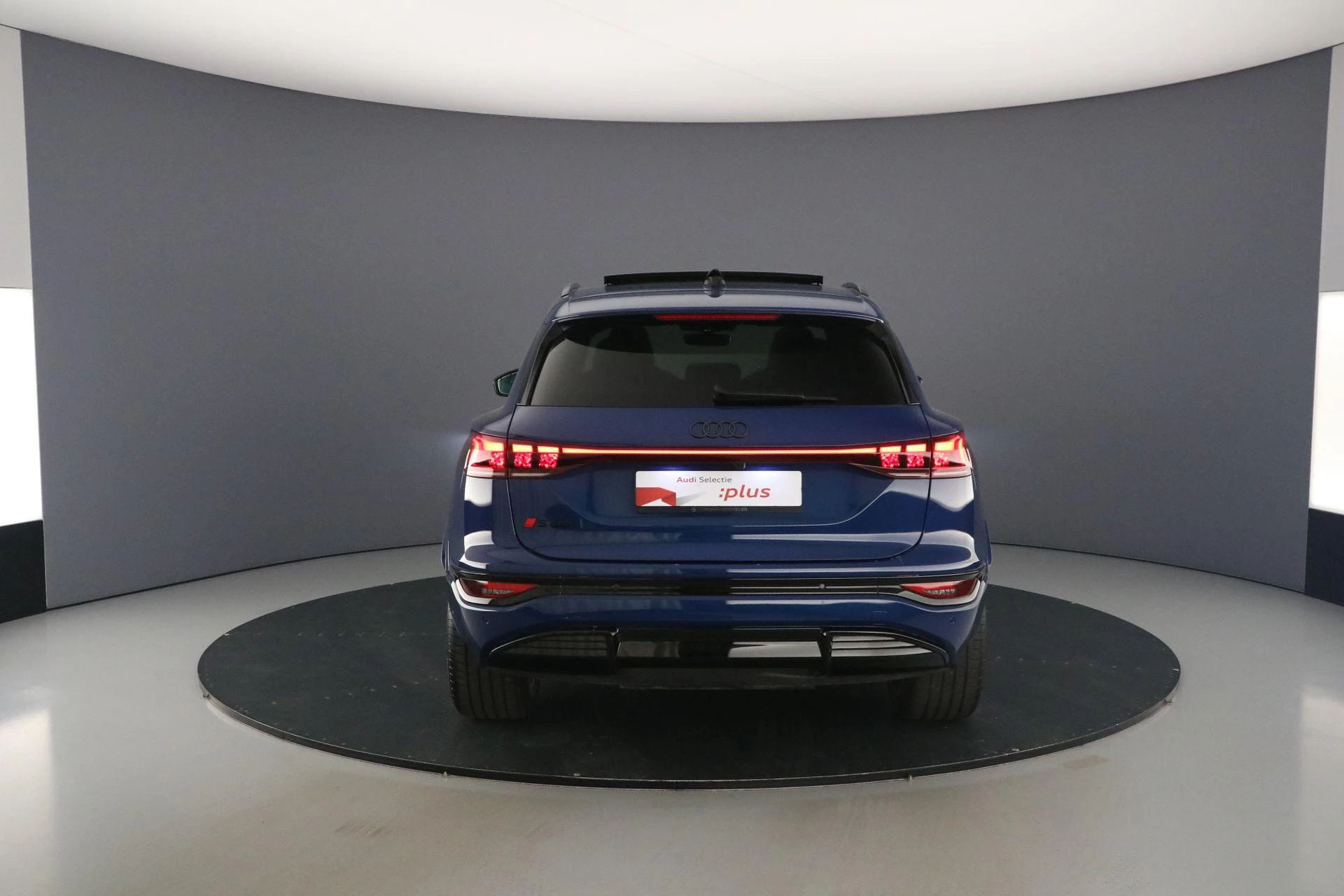Hoofdafbeelding Audi Q6 e-tron