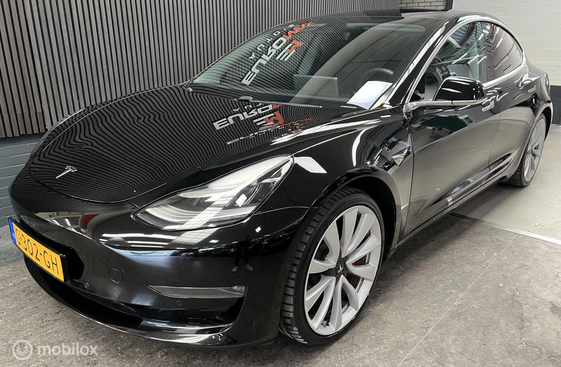 Hoofdafbeelding Tesla Model 3