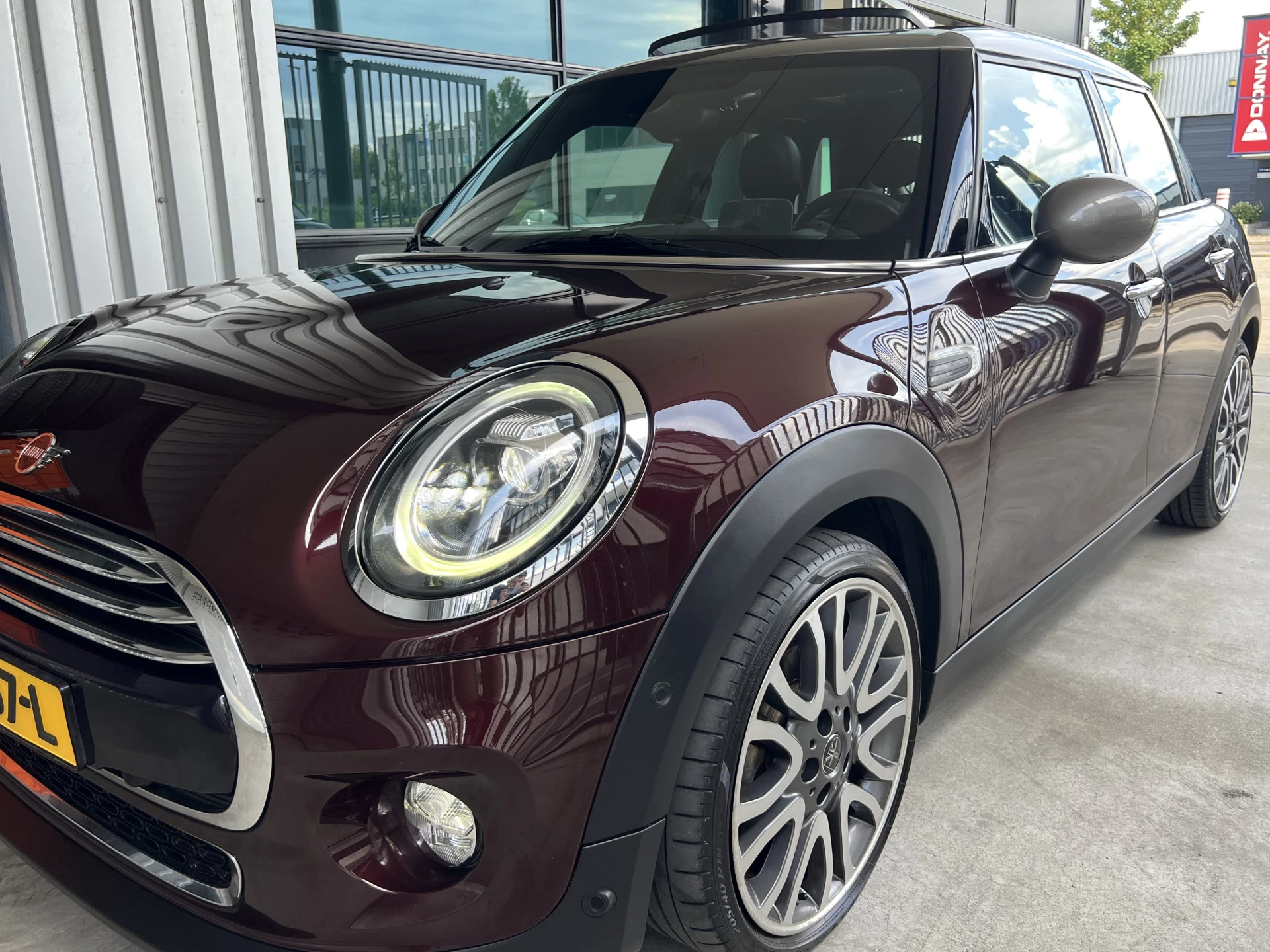 Hoofdafbeelding MINI 5-deurs