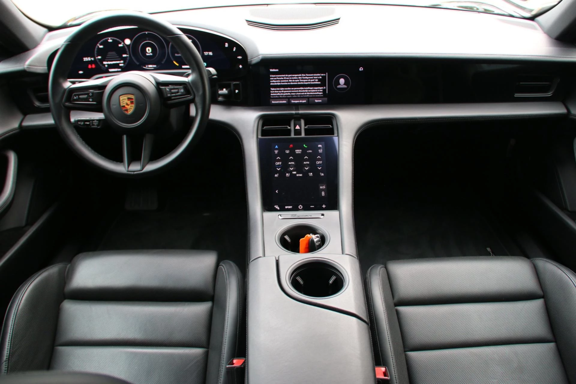 Hoofdafbeelding Porsche Taycan