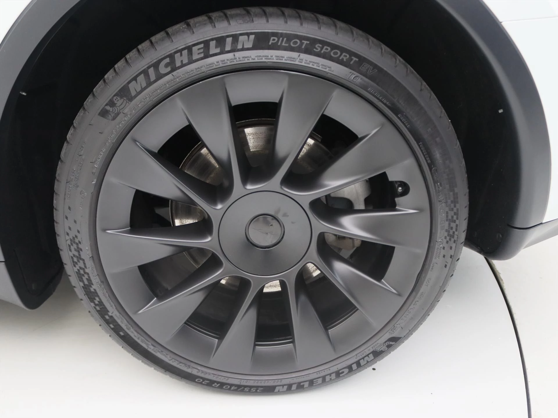 Hoofdafbeelding Tesla Model Y
