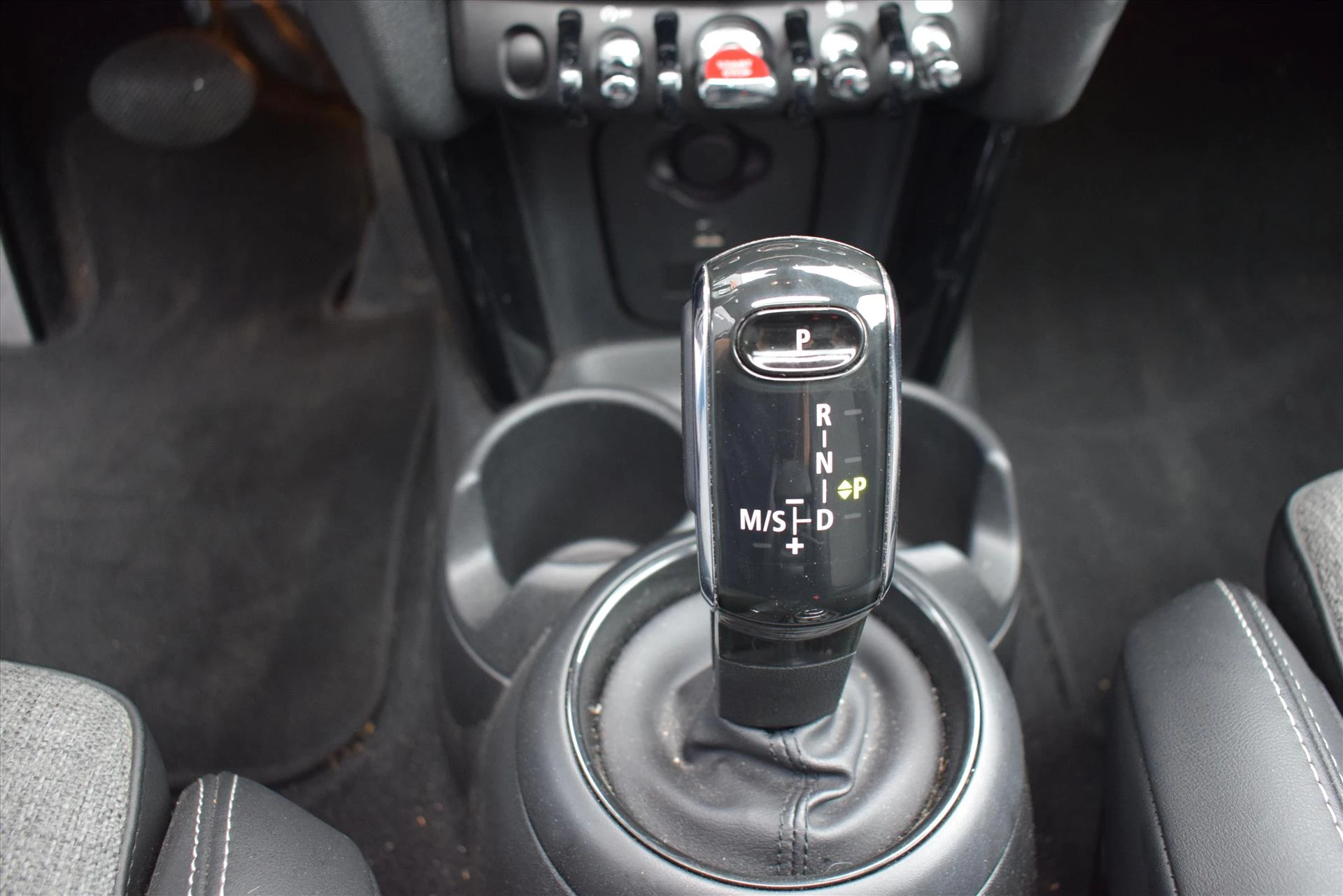 Hoofdafbeelding MINI 5-deurs