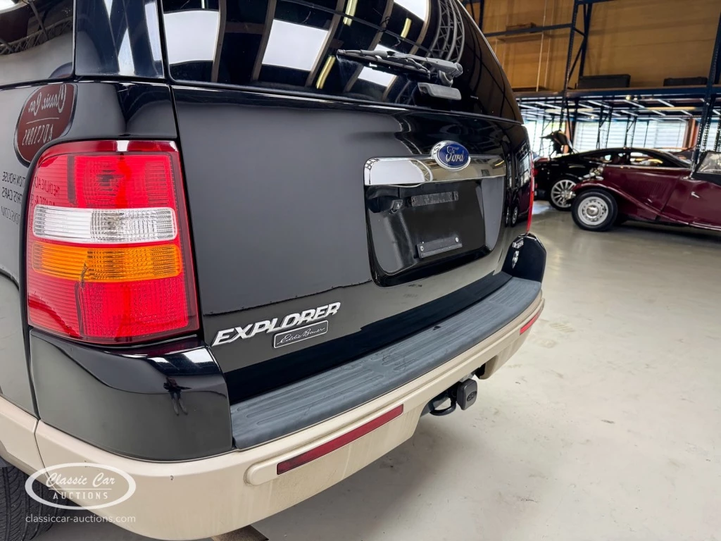 Hoofdafbeelding Ford Explorer