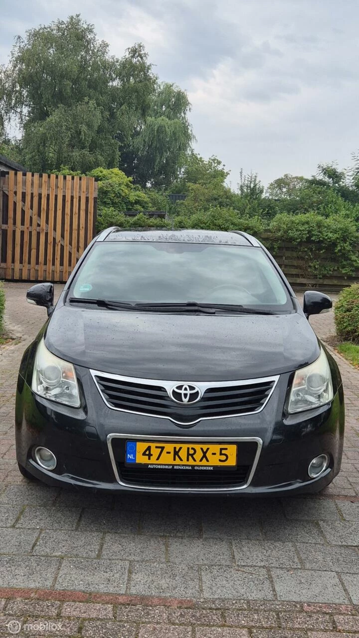 Hoofdafbeelding Toyota Avensis