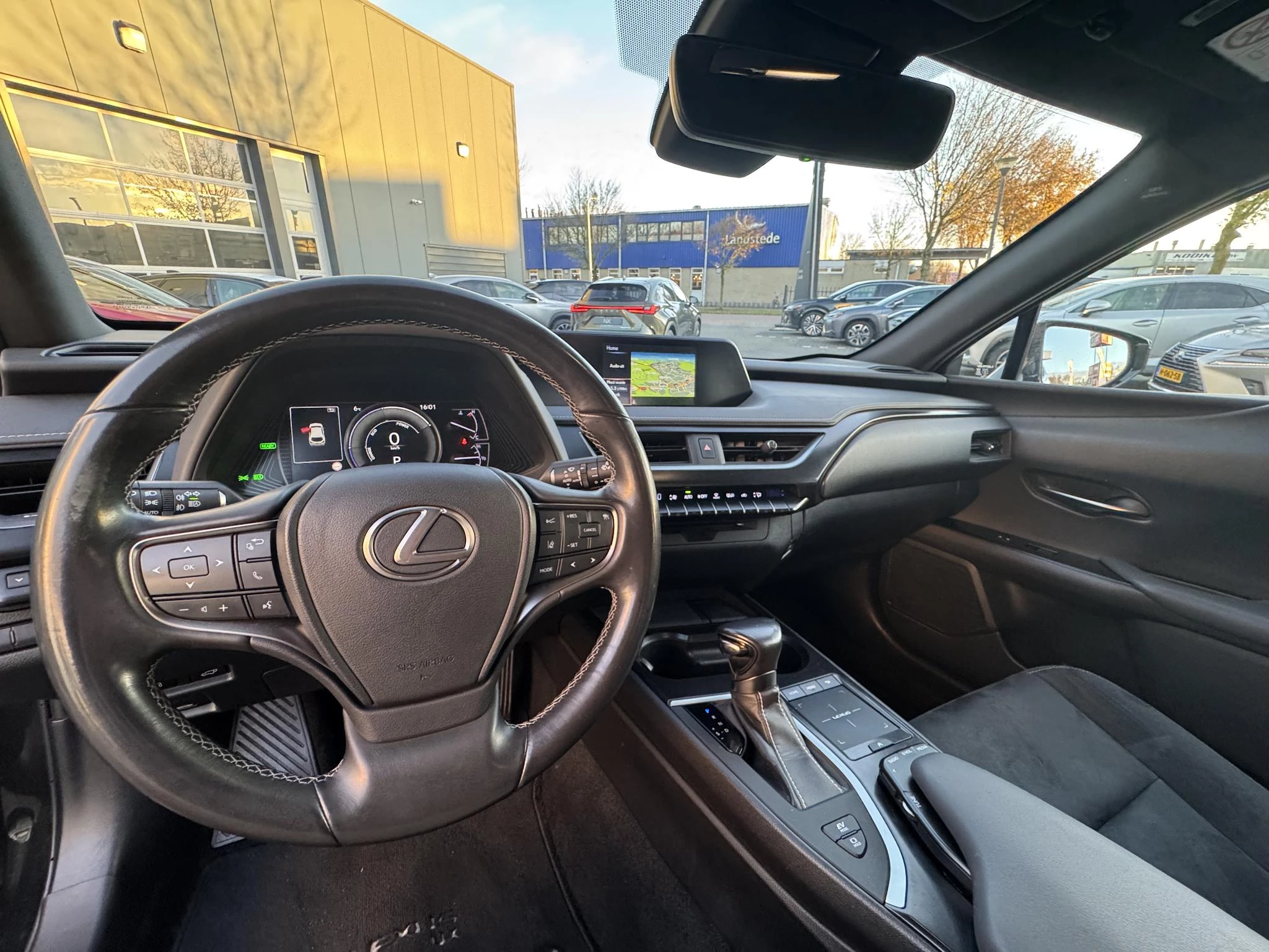Hoofdafbeelding Lexus UX