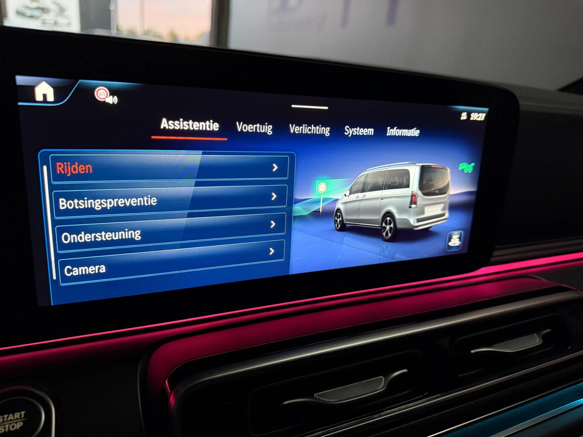 Hoofdafbeelding Mercedes-Benz EQV