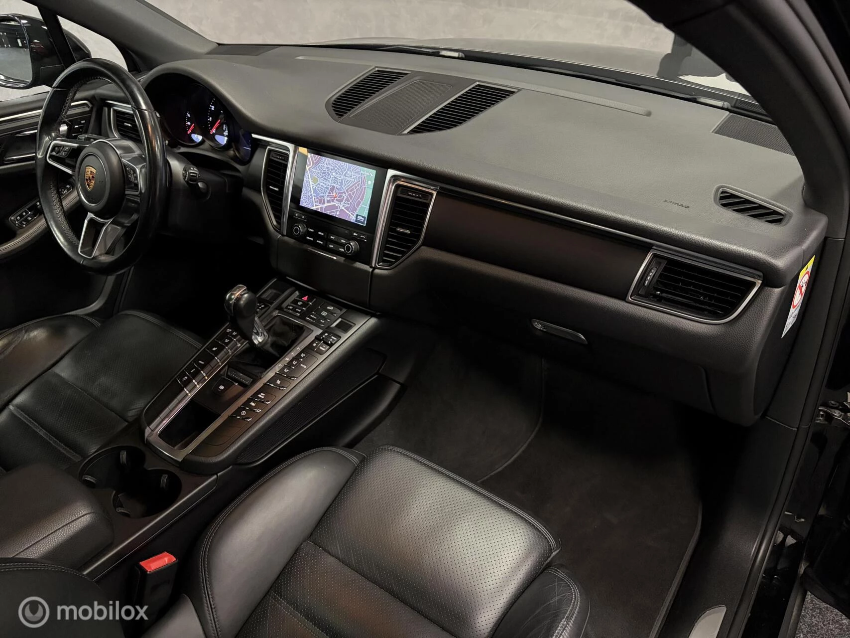 Hoofdafbeelding Porsche Macan