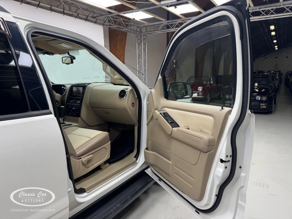 Hoofdafbeelding Ford Explorer