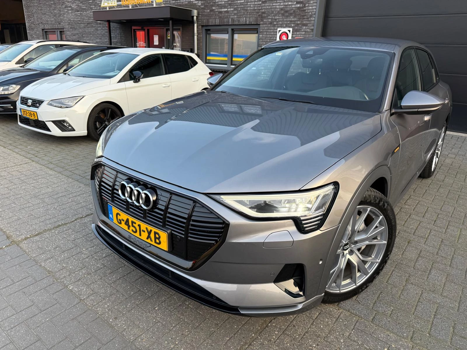 Hoofdafbeelding Audi e-tron