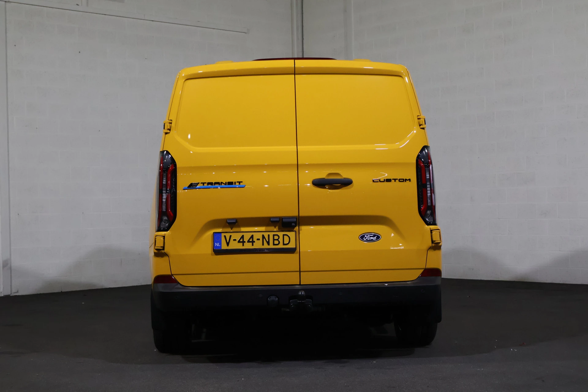 Hoofdafbeelding Ford E-Transit Custom