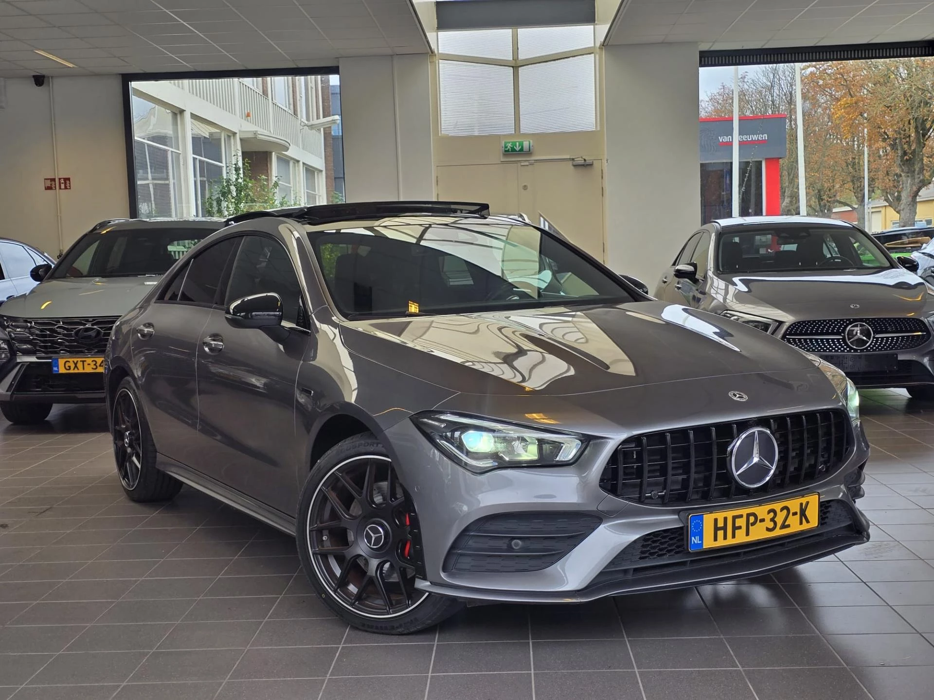 Hoofdafbeelding Mercedes-Benz CLA