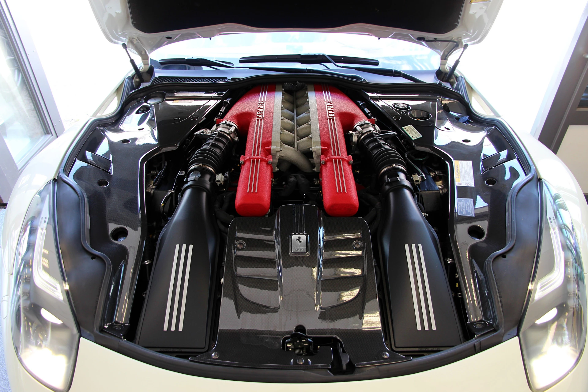 Hoofdafbeelding Ferrari F12