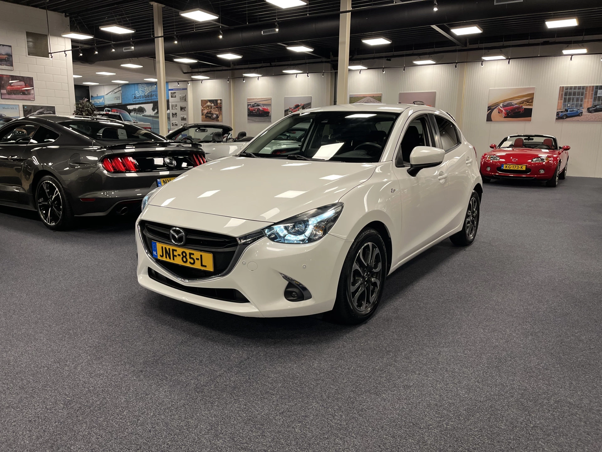 Hoofdafbeelding Mazda 2