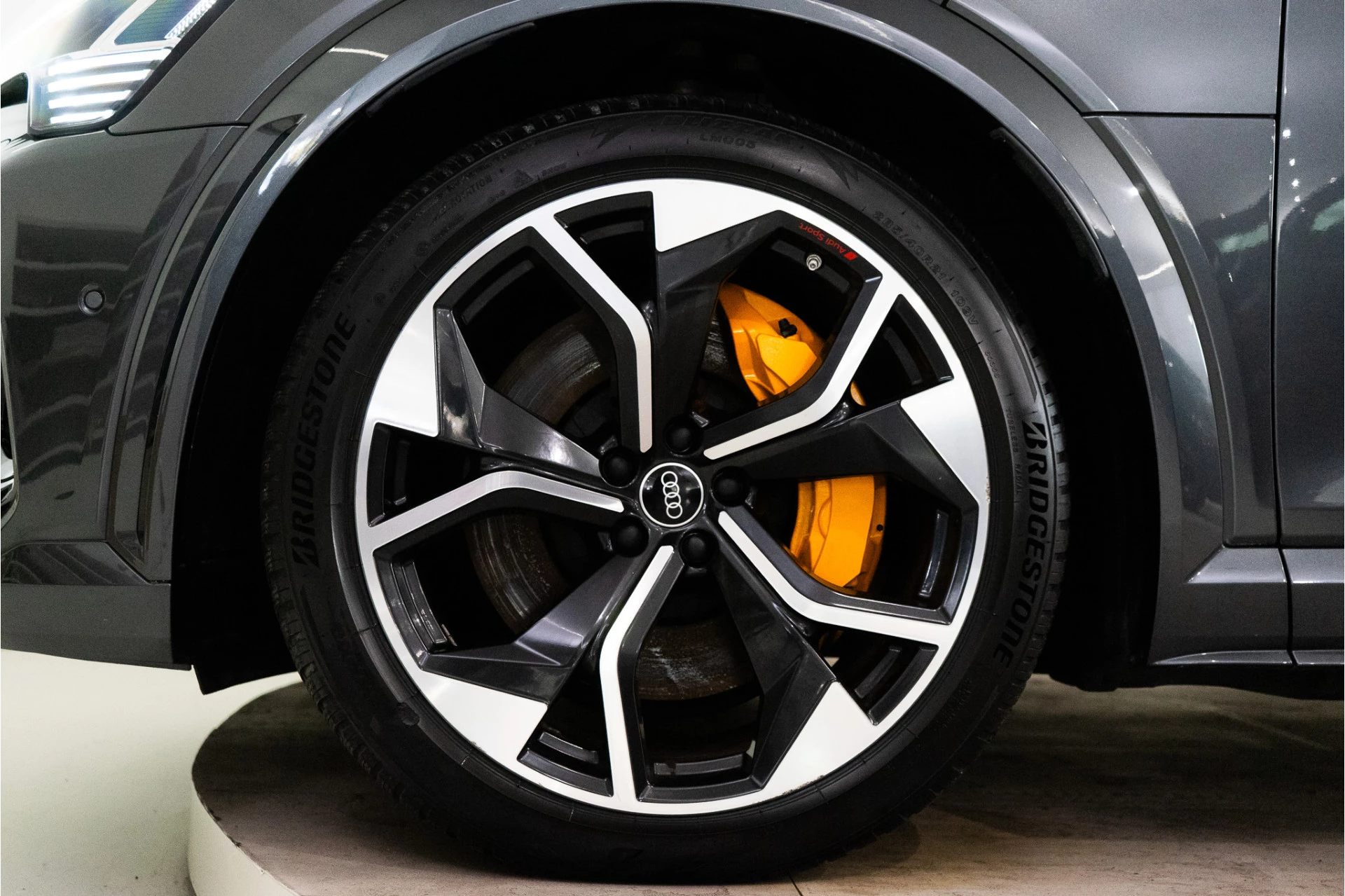 Hoofdafbeelding Audi e-tron