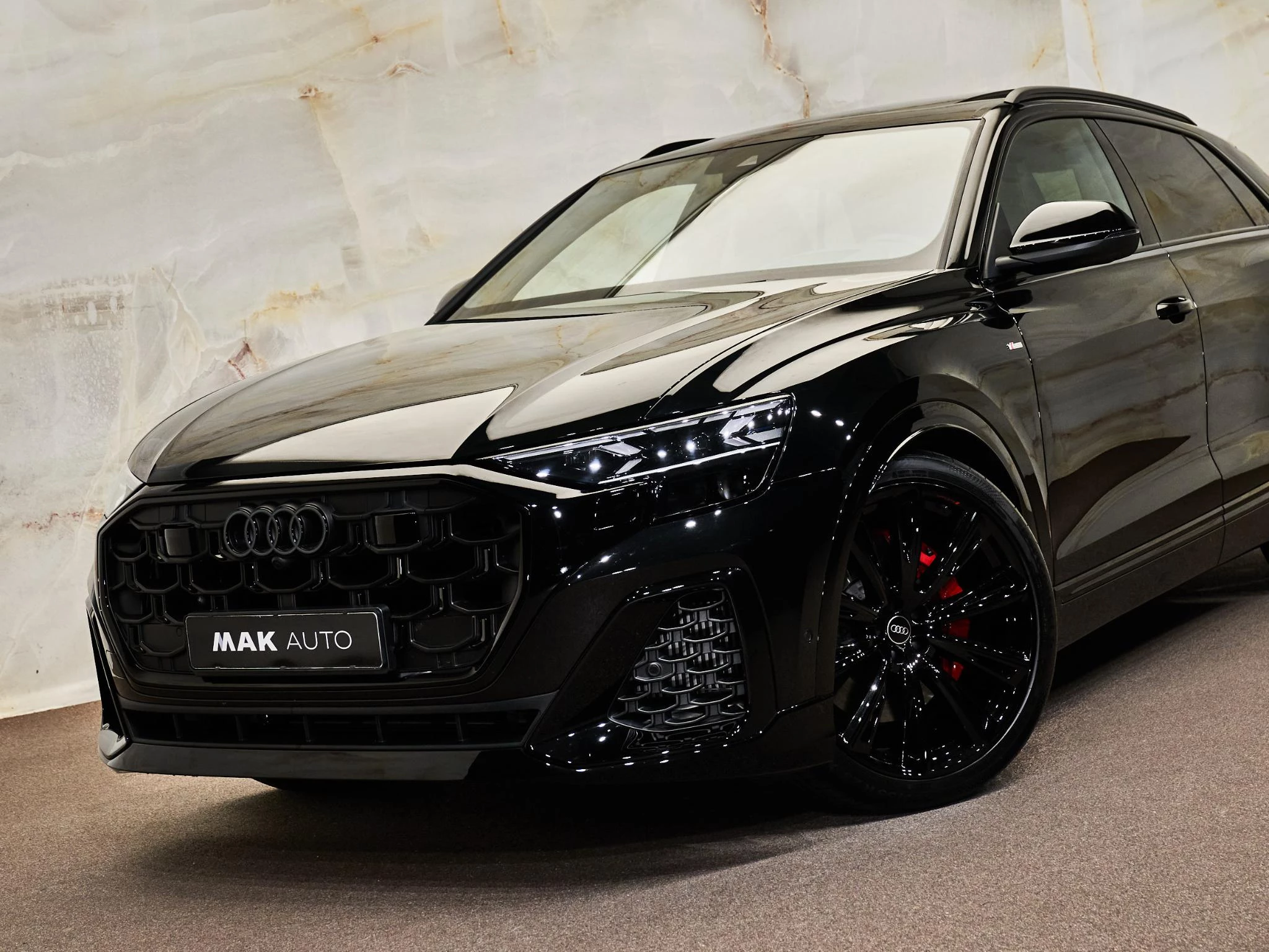 Hoofdafbeelding Audi Q8