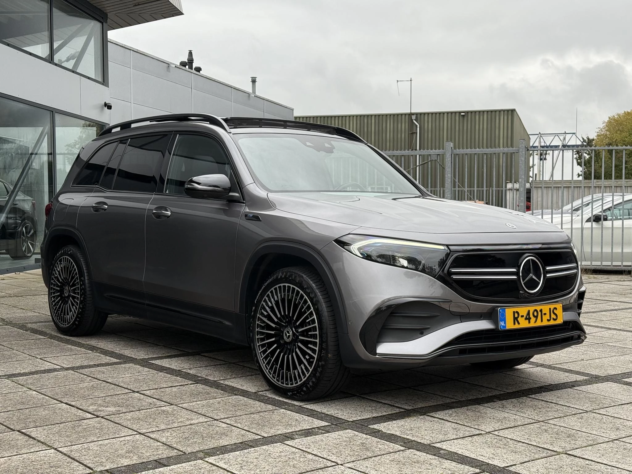 Hoofdafbeelding Mercedes-Benz EQB
