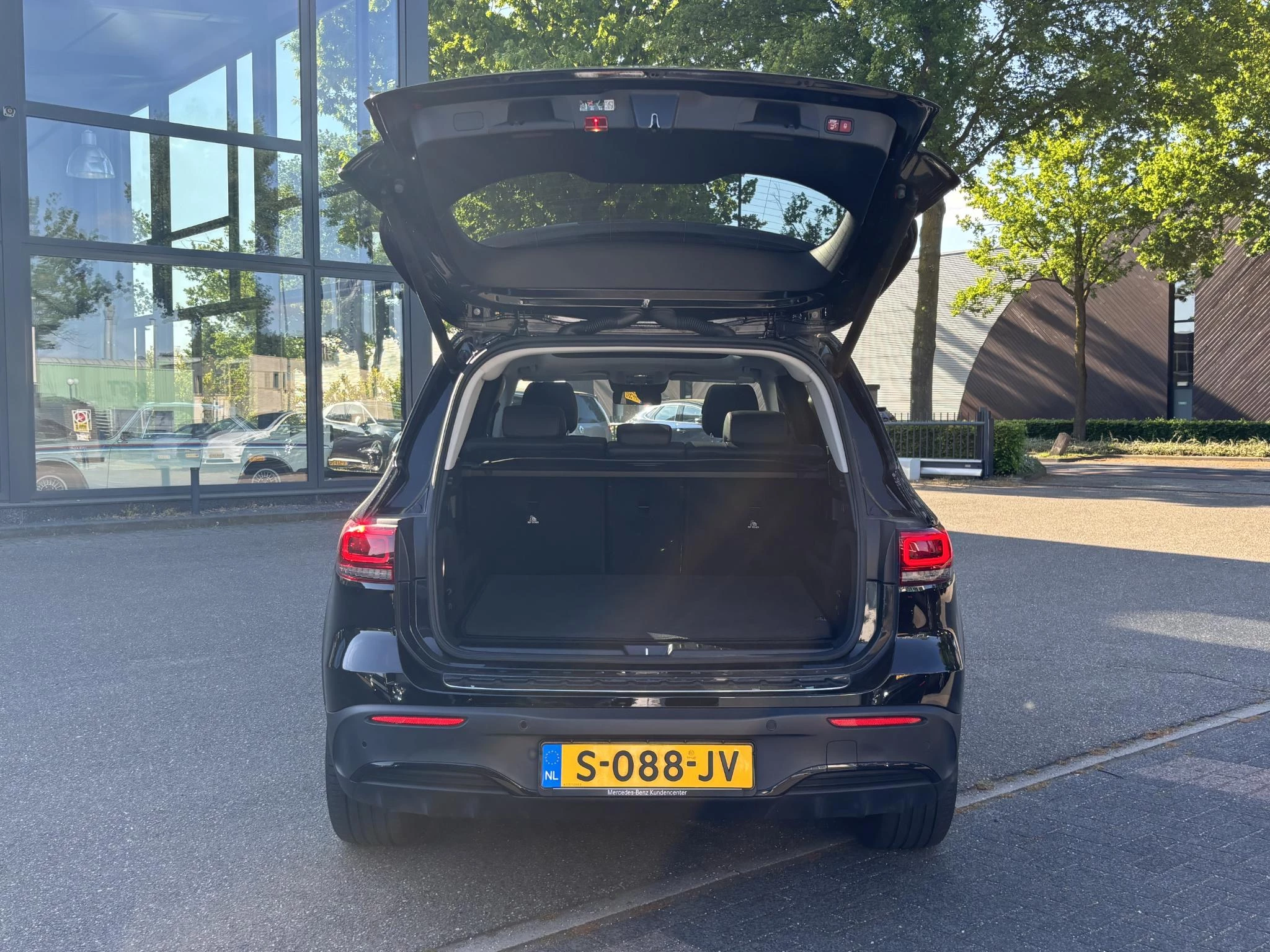 Hoofdafbeelding Mercedes-Benz EQB