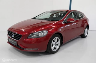 Volvo V40 2.0 T2 Momentum LEER / NAVI