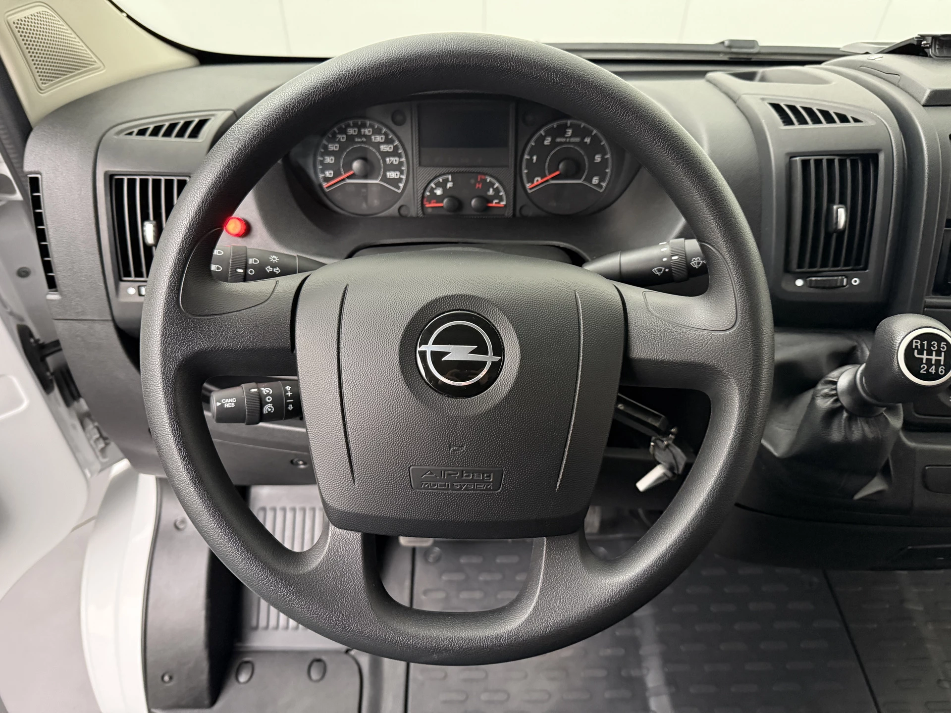 Hoofdafbeelding Opel Movano