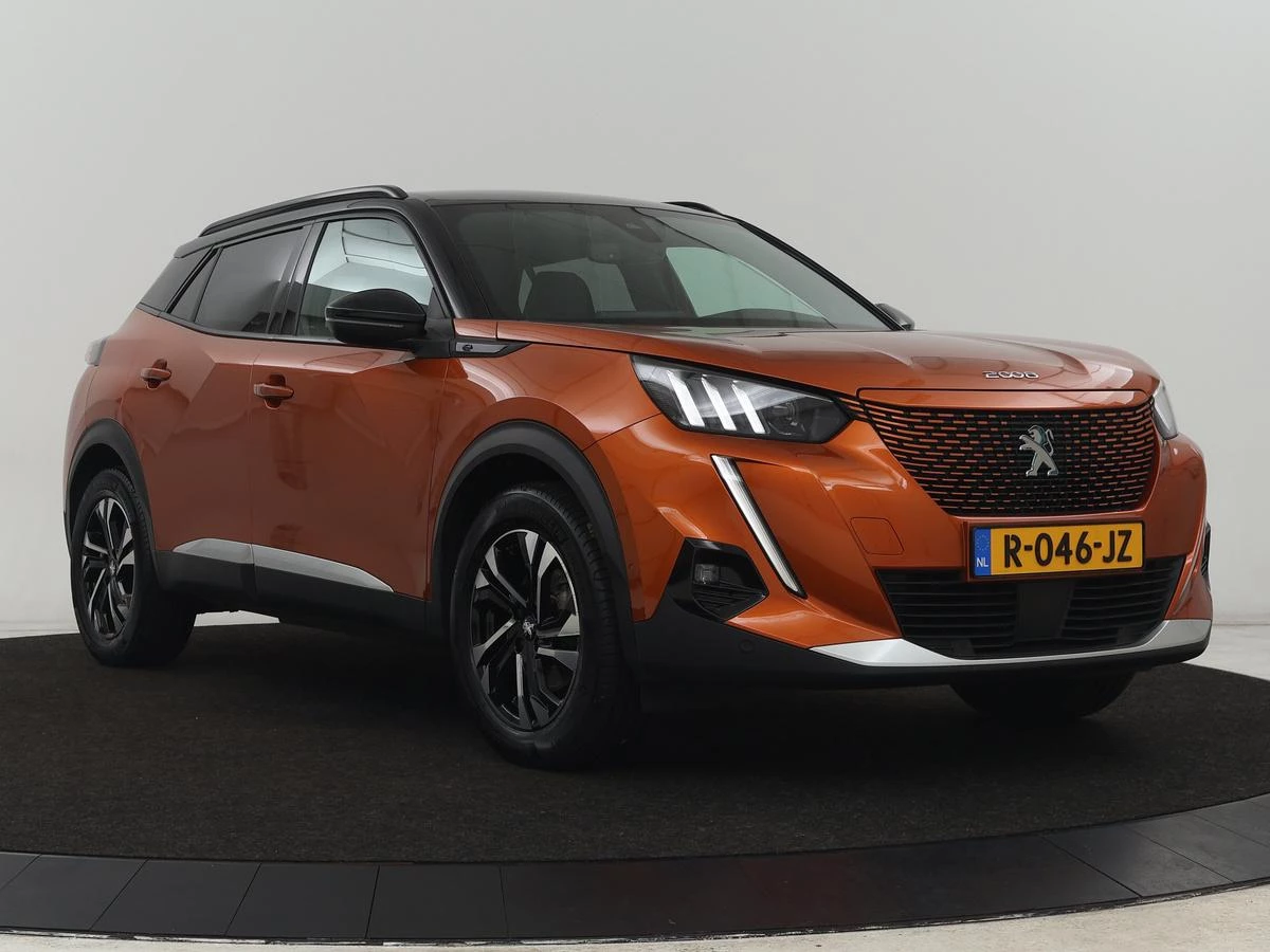 Hoofdafbeelding Peugeot e-2008