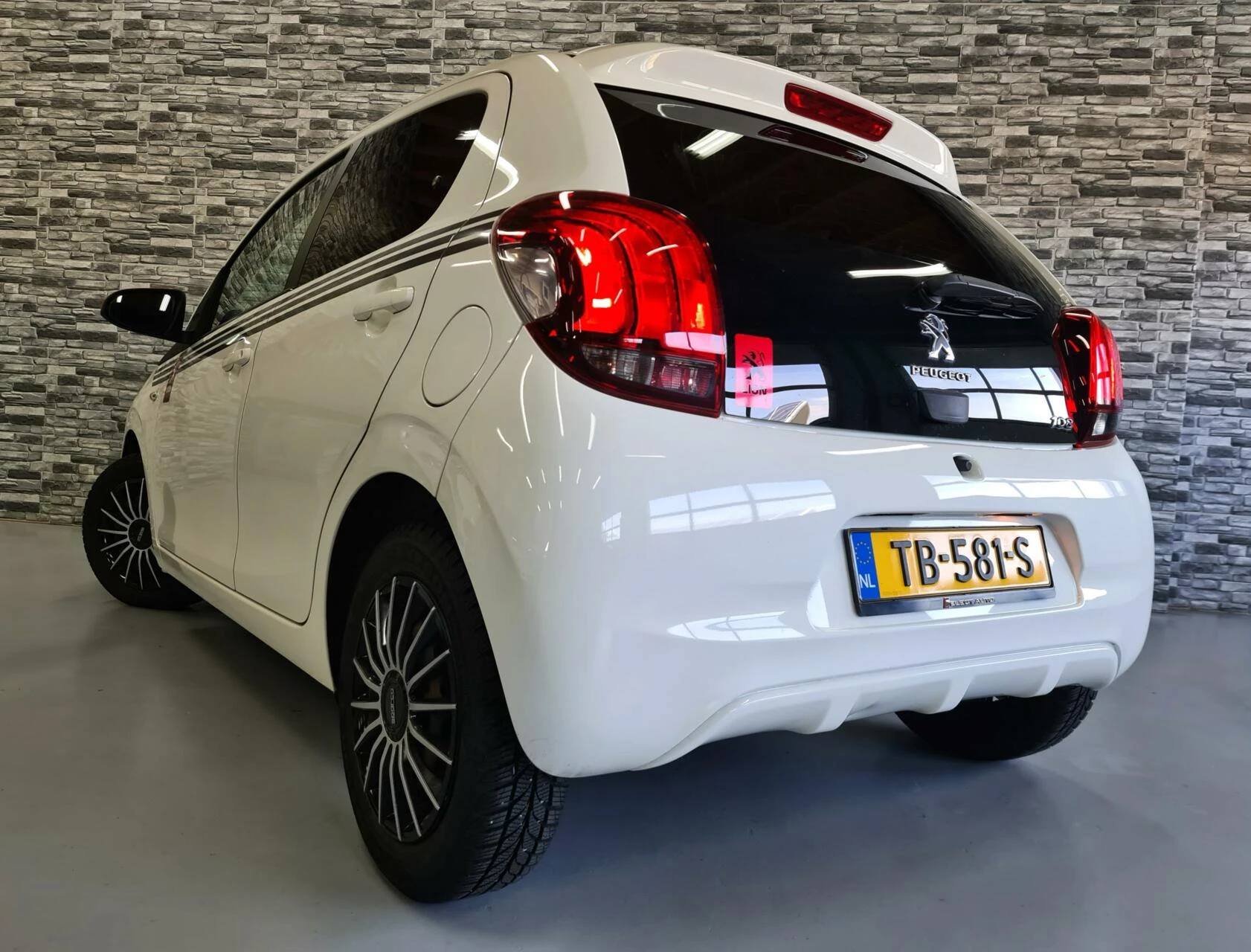 Hoofdafbeelding Peugeot 108