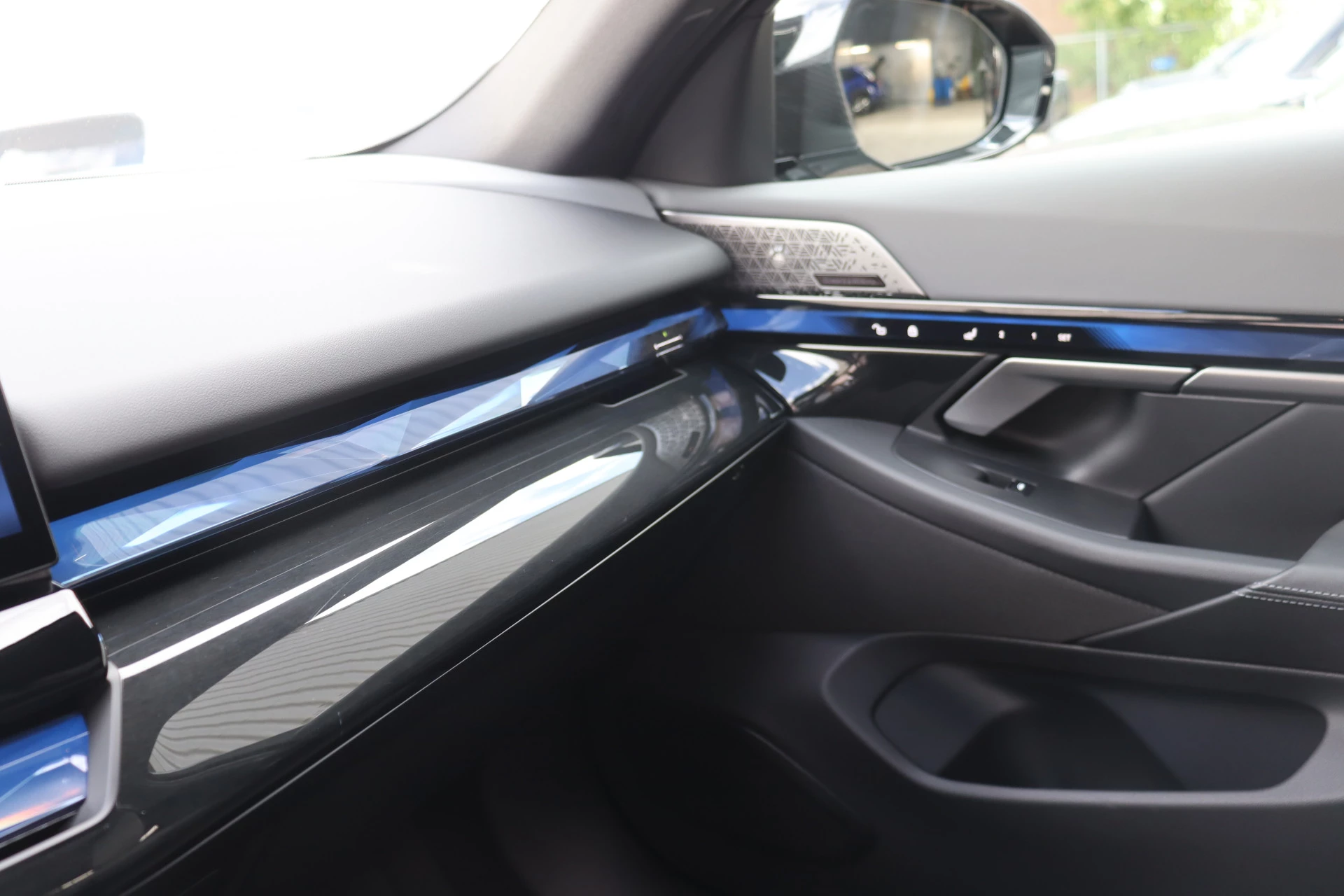 Hoofdafbeelding BMW i5