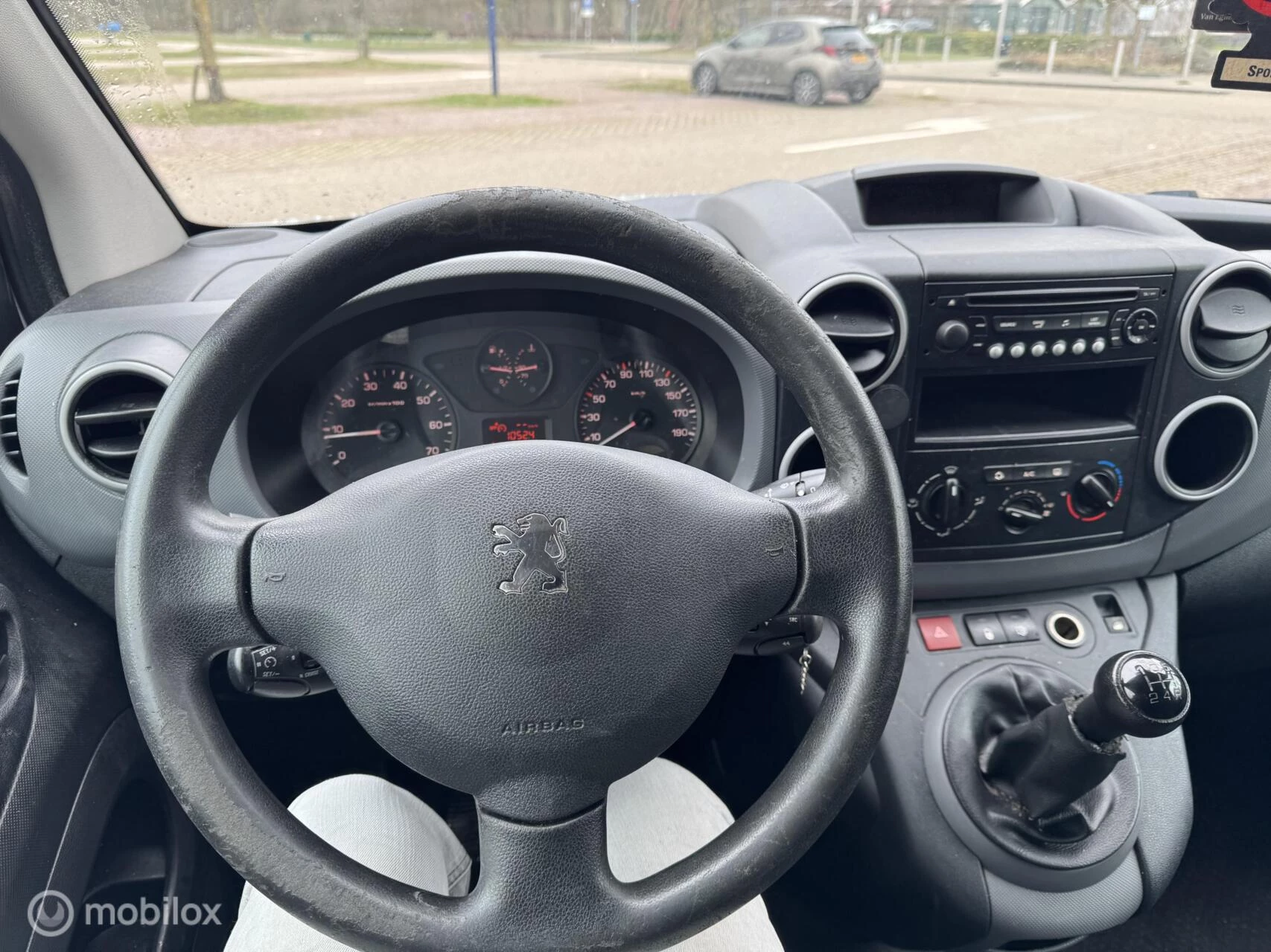 Hoofdafbeelding Peugeot Partner