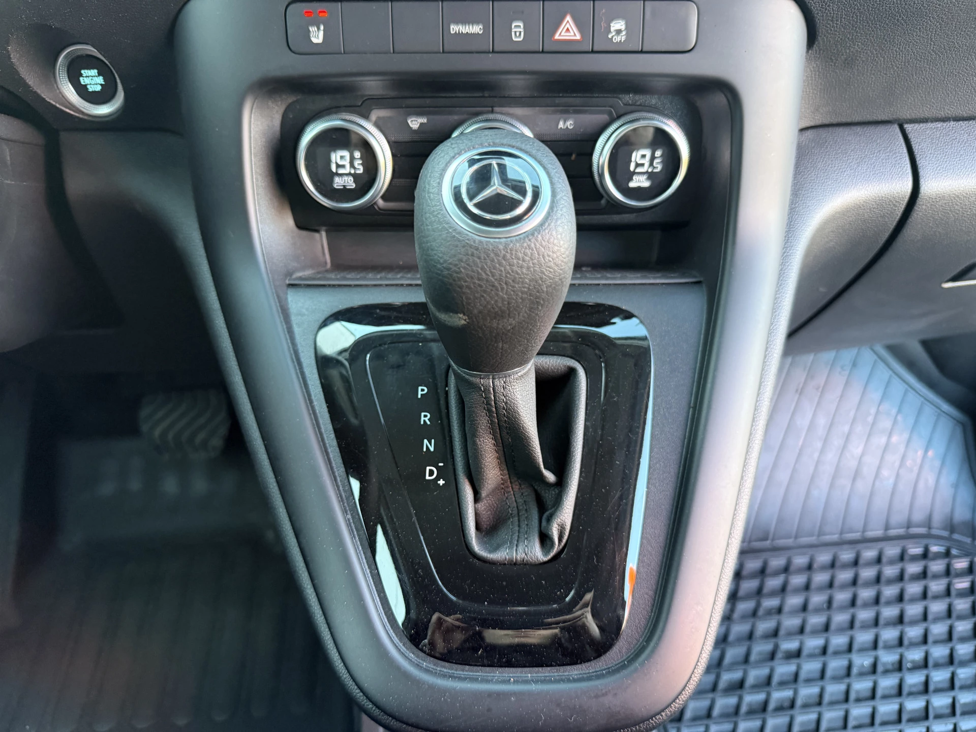 Hoofdafbeelding Mercedes-Benz eCitan