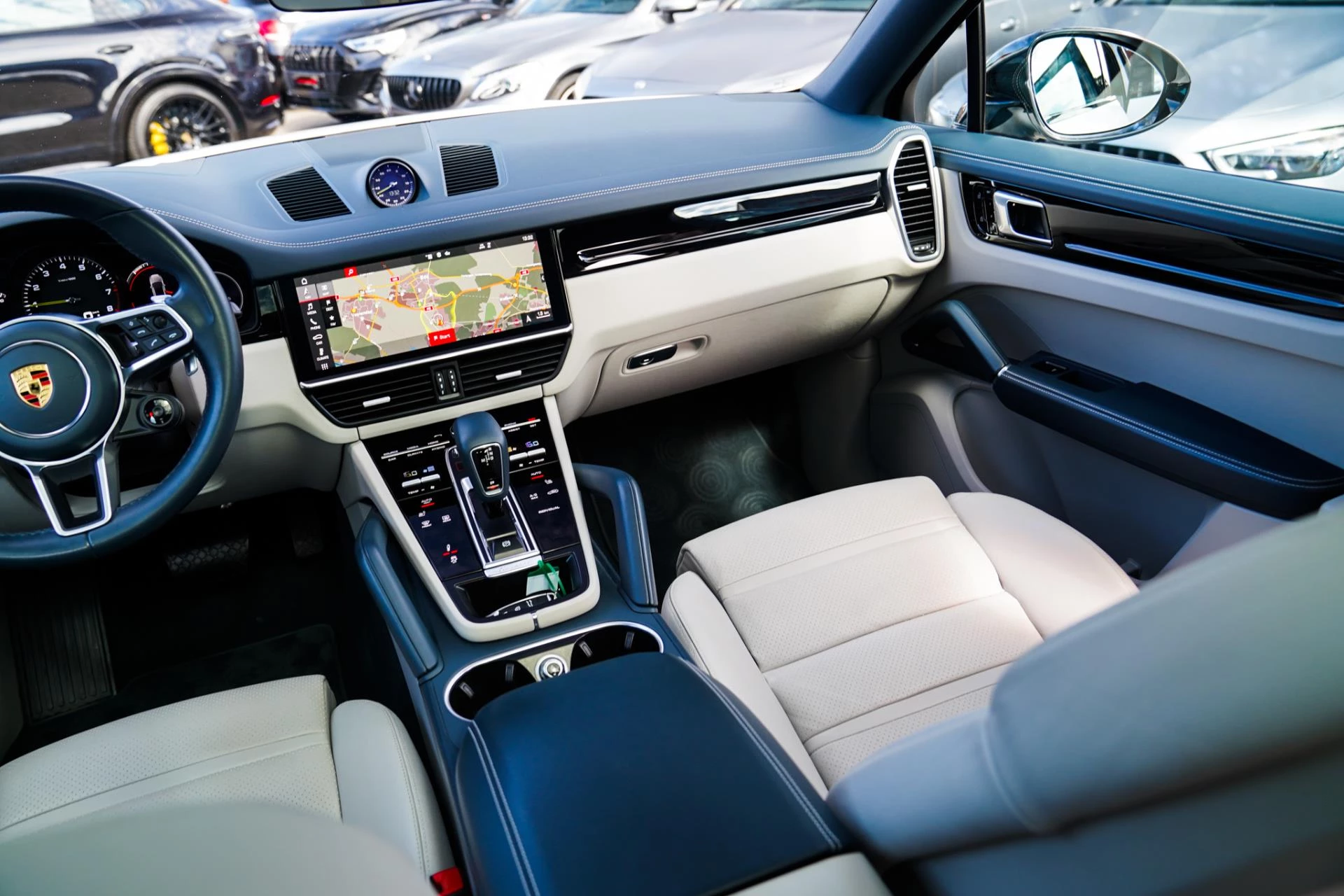 Hoofdafbeelding Porsche Cayenne